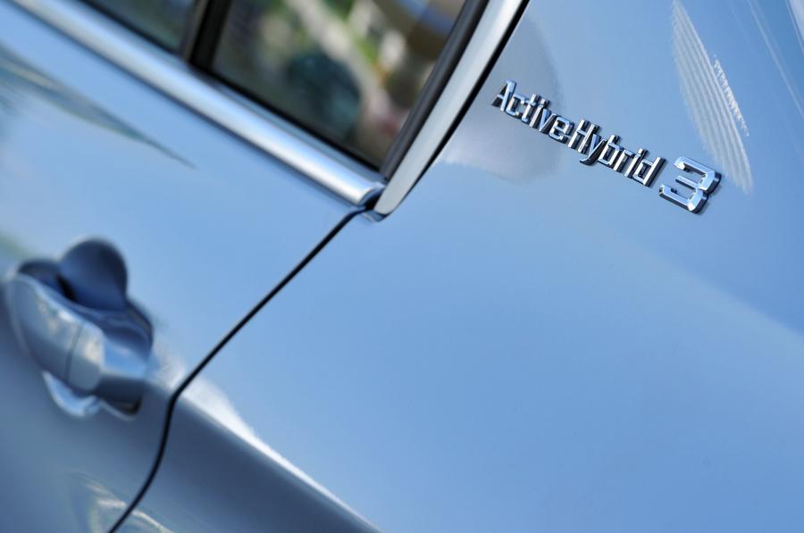  BMW ActiveHybrid 3 2012 года  (фото 41 из 102)